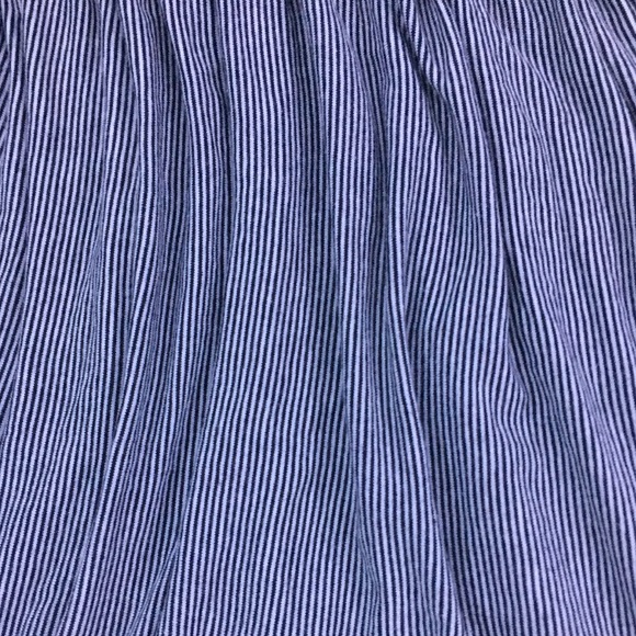 American Eagle Soft & Sexy T Off the Shoulder - Picture 4 of 5